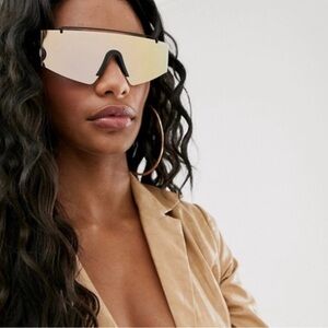 NWT Quay “TRANSCEND” Sunglasses